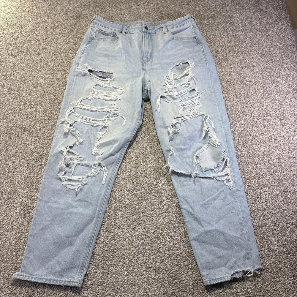 American Eagle Mom Jeans Womens 14 Blue Light Wash‎ High Rise Distressed 32x27